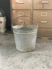 画像1: 送料無料≪SVG≫【 Buckets バケツ  / アメリカン・USED・ビンテージ/1個】 (1)