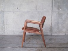 画像1: ≪椅子≫【FB LOUNGE CHAIR/ラウンジチェア・WN・ウォールナット/1脚】 (1)