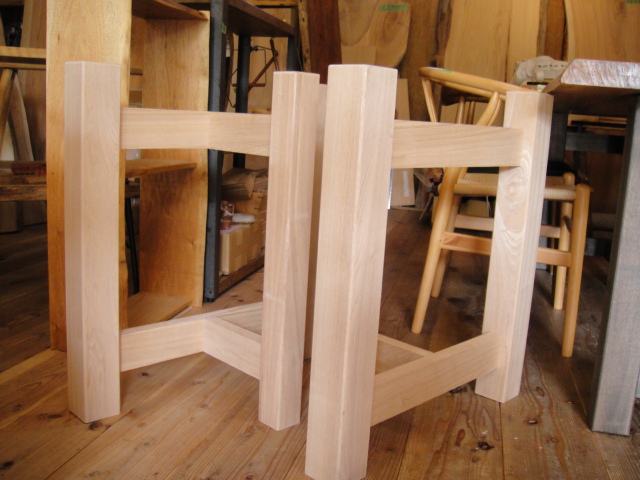 無垢 木製  タモ　テーブル （ローテーブル） 脚  1セット